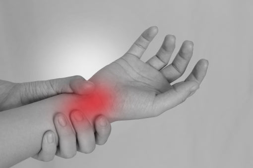 首肩のだる痛み、手足関節痛が様々な治療で改善された患者様の声